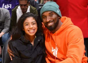 A photo of Kobe and Gigi Bryant.