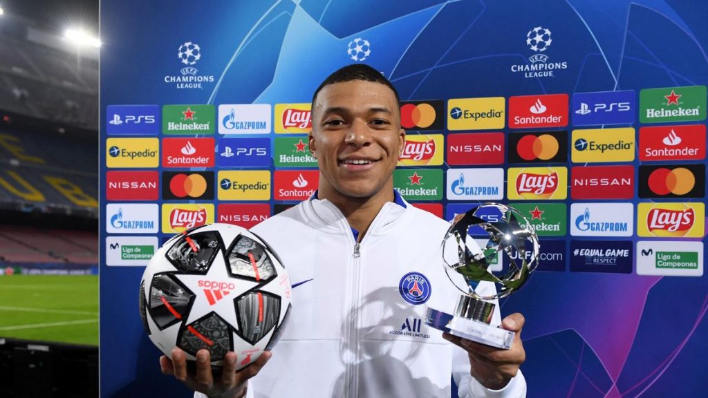 Kylian Mbappe Barcelona ass whip PSG trying everything in their power to keep Kylian Mbappe