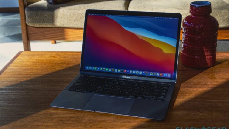 Apple set to bring back previously ditched ports in its next big models