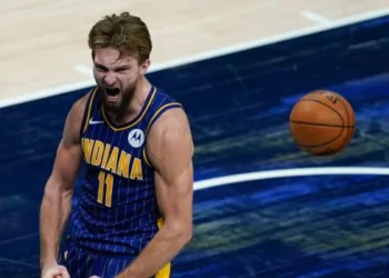 Domantas Sabonis has been averaging 21.6 points and 11.5 rebounds per game this season.
