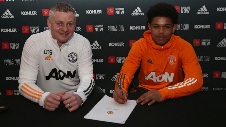 Everything about Manchester United’s new teenage sensation Shola Shoretire
