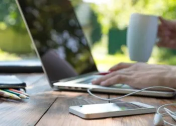 Dell and HP optimistic about demand for laptops after restrictions are eased