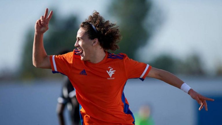 Barcelona and Real Madrid to battle it out for Fabio Blanco of Valencia U19