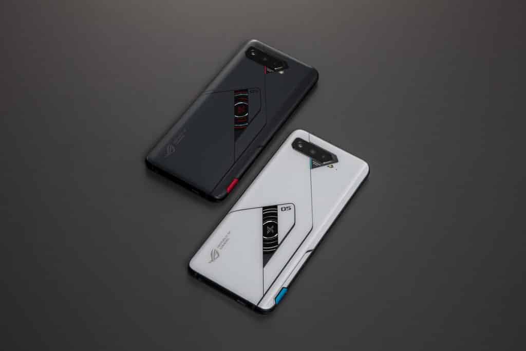 EwHiMnCXYAMF A7 ASUS ROG Phone 5 Ultimate vs ZTE Nubia Red Magic 6 Pro: Which one is a better Gaming Smartphone?