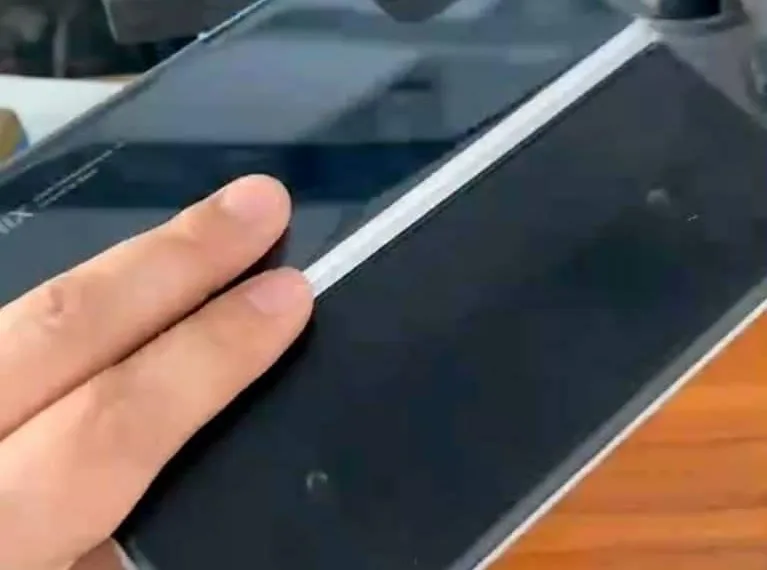 Leaks: Xiaomi's upcoming foldable smartphone might be a part of the Mi Mix series