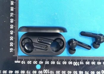 Live Images and User Manual of Nokia Lite Earbuds have Spotted on FCC before the Launch