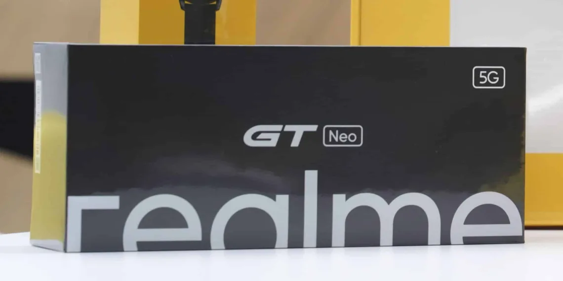 Realme GT Neo official image reveals a 3.5mm audio jack, 64MP Triple-camera, and more