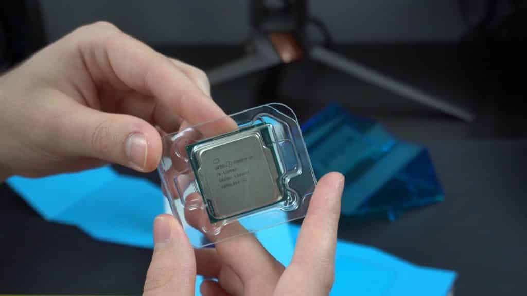 Intel's upcoming flagship Core i9-11900K processor unboxed already before launch