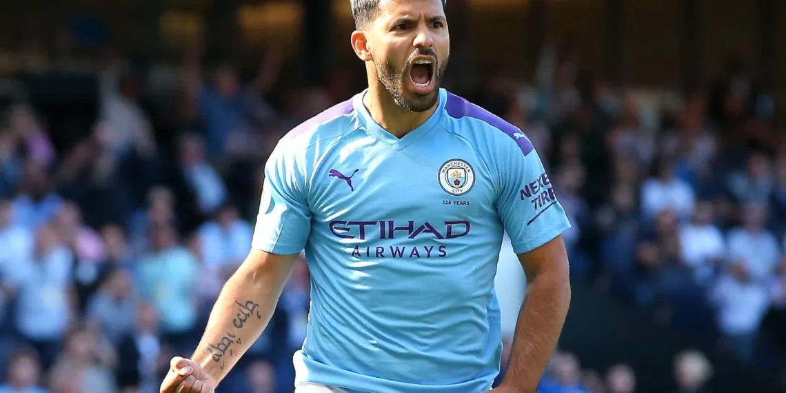 MANCHESTER, ENGLAND - SEPTEMBER 21: Sergio Aguero of Manchester City celebrates scoring his teams second goal during the Premier League match between Manchester City and Watford FC at Etihad Stadium on September 21, 2019 in Manchester, United Kingdom. (Photo by Alex Livesey/Getty Images)