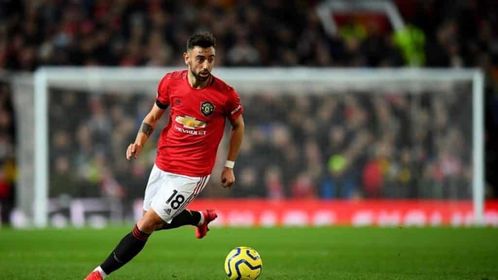 e37de378 bruno Manchester United will have to pay another £4.2 million to Sporting CP if Bruno Fernandes wins PFA Player of the Year