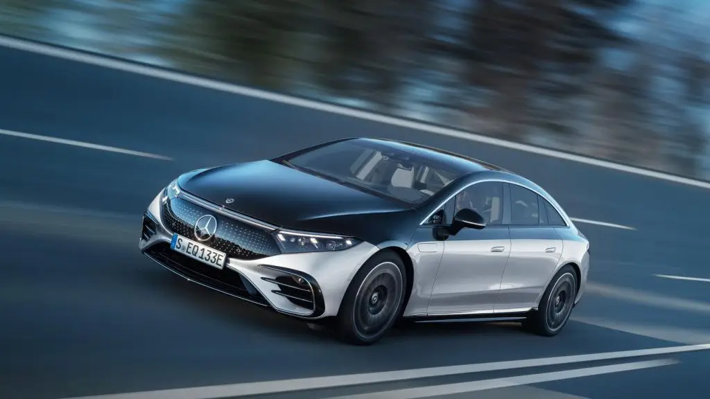 Mercedes Benz reveals its First Electric Car, the 2022 EQS Luxury Electric Sedan