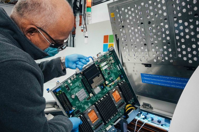 Microsoft studying a new method of cooling its servers by dipping them in a bathtub