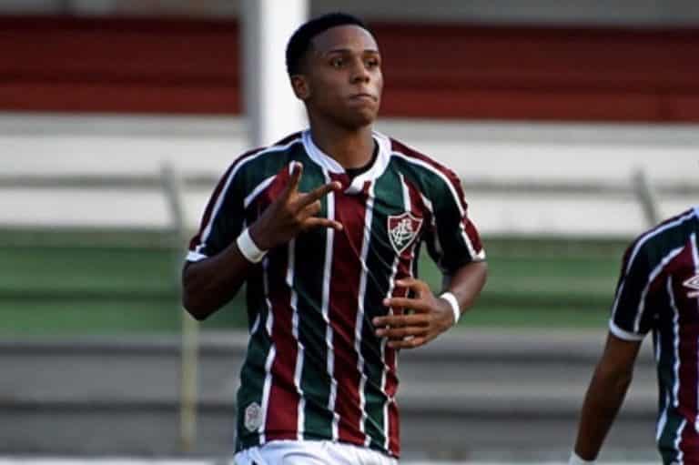 Manchester City closing in on Kayky from Fluminense