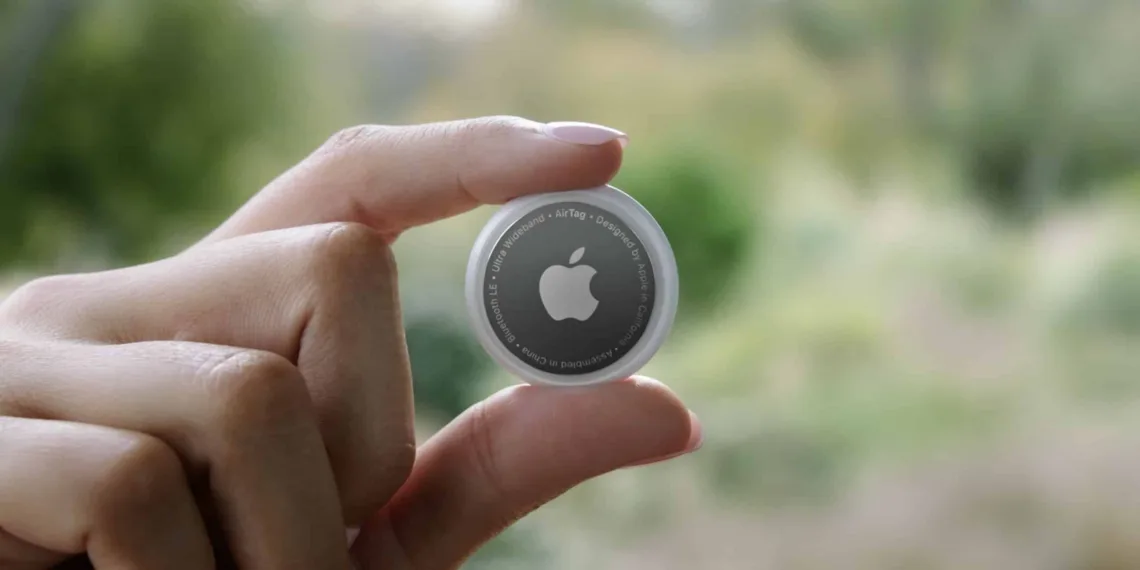Apple AirTag is now available in India at ₹3190 ($29)