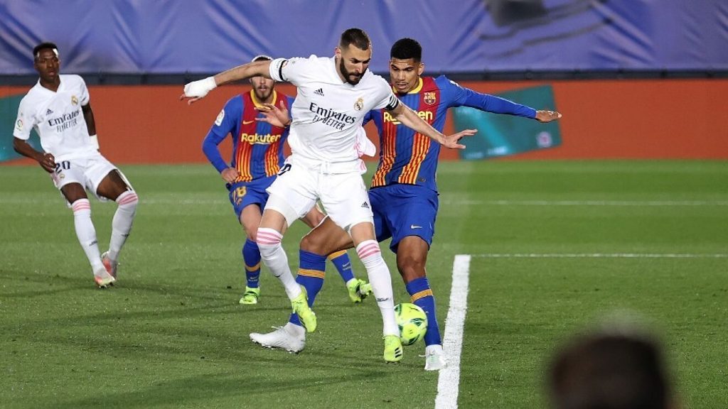 benzema Two managers reactions to Real Madrid beating Barcelona 2-1