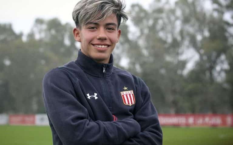Manchester City sign Dario Sarmiento from Estudiantes