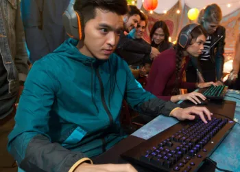 Logitech G213 Gaming Keyboard