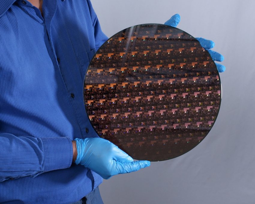 IBM Research 2 nm Wafer 850x680 1 IBM unveils World's First 2 Nanometer Chip Technology, Opening a New Frontier for Semiconductors