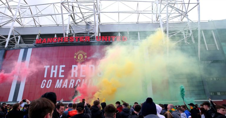 Glazers take out £8 million dividend from Man United