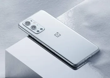 OnePlus 9 and OnePlus 9 Pro receive OxygenOS 11.2.5.5 with camera improvements and May security patch