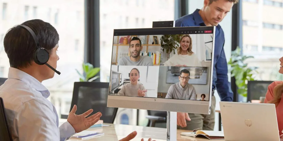 HP EliteOne 800 G8 AIO PC is the world's first commercial AIO PC with AI-based noise reduction