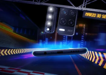 Realme Narzo 30 4G and 5G models Listed on Realme India support website and poster spotted in a shop