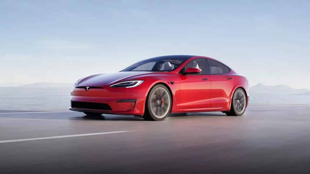 E3oSkoSXMAE2Md9 Tesla Model S Plaid can do 0-60mph in just 2 seconds, finally announced in the US