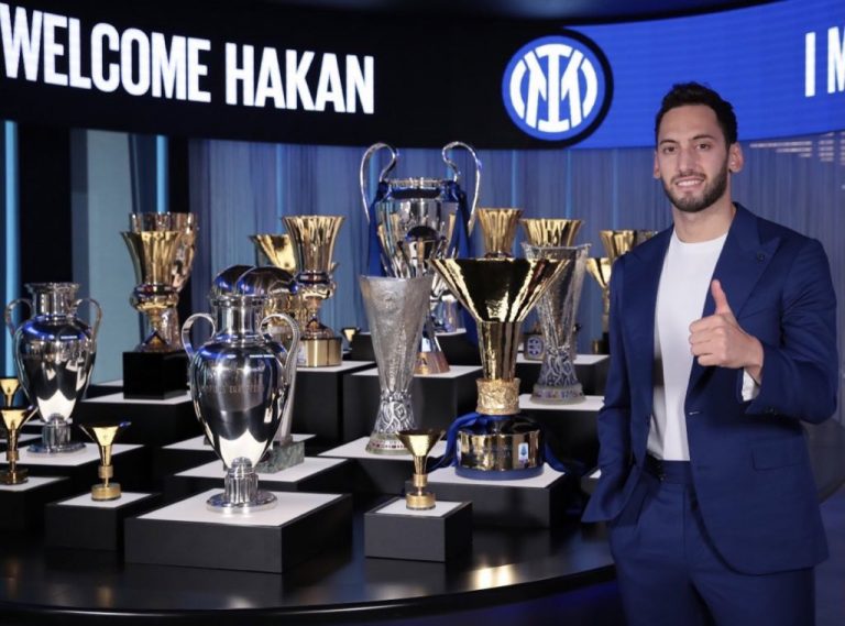 Top 5 players who played for both Inter and AC Milan