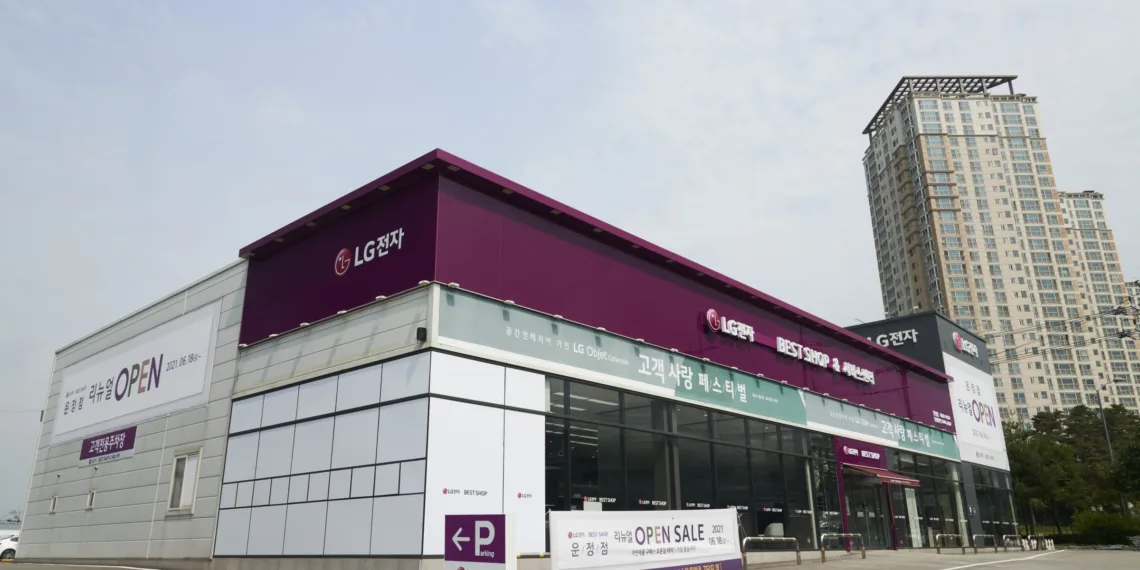 LG to sell iPhones in South Korean LG Best shops