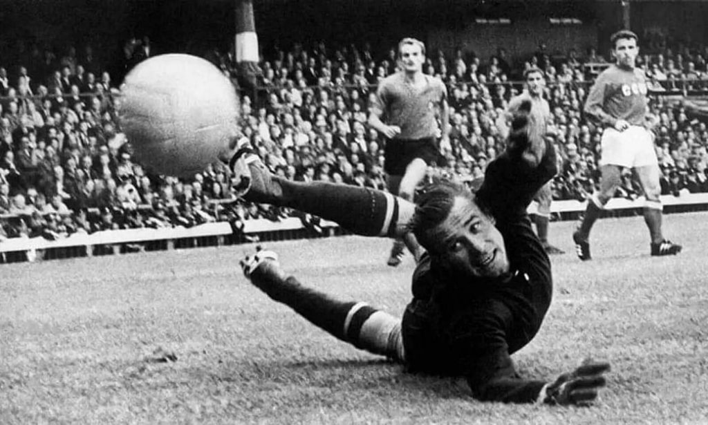 197264 1600x960195255 150424 lev yashin 1 1 The GOAT amongst Goalkeepers: Who is the best?