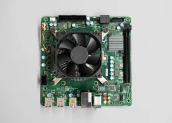 AMD plans to produce nearly 80 systems based on its 4700S Desktop Kit