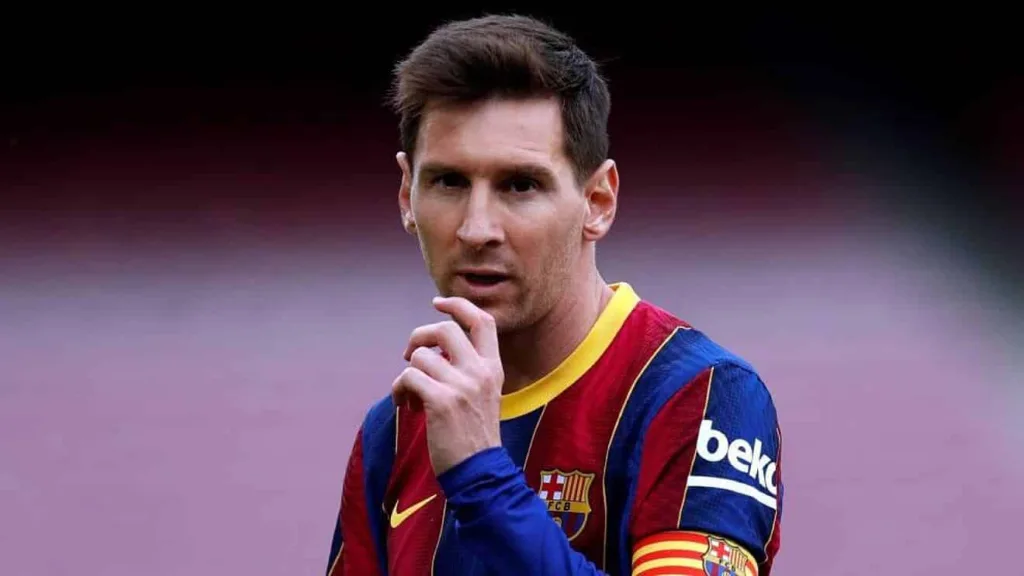 PSG make approach for Lionel Messi amidst contract ambiguity