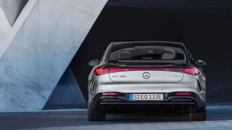 Mercedes-Benz aims to go electric-only by 2030