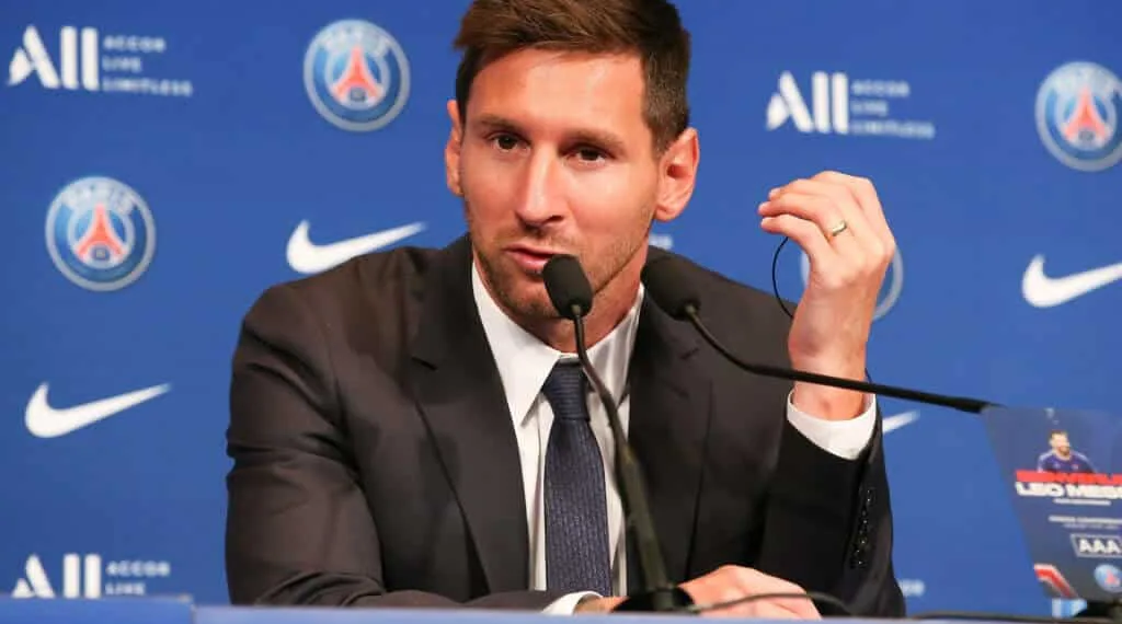 Paris 11. August 2021, Pressekonferenz und Vorstellung Leonel Messi Paris Saint Germain v.l., Leonel Messi Paris Saint Germain *** Paris 11 August 2021, Press conference and presentation Leonel Messi Paris Saint Germain v l , Leonel Messi Paris Saint Germain Copyright: AntonioxBorga