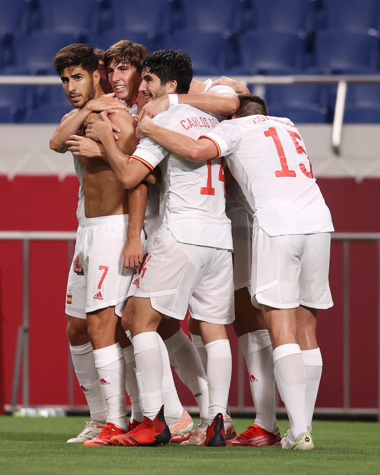 Spain beat Japan late to set up Olympics final with Brazil
