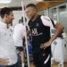 Messi meets Mbappe; French star welcomes the Argentine to Paris
