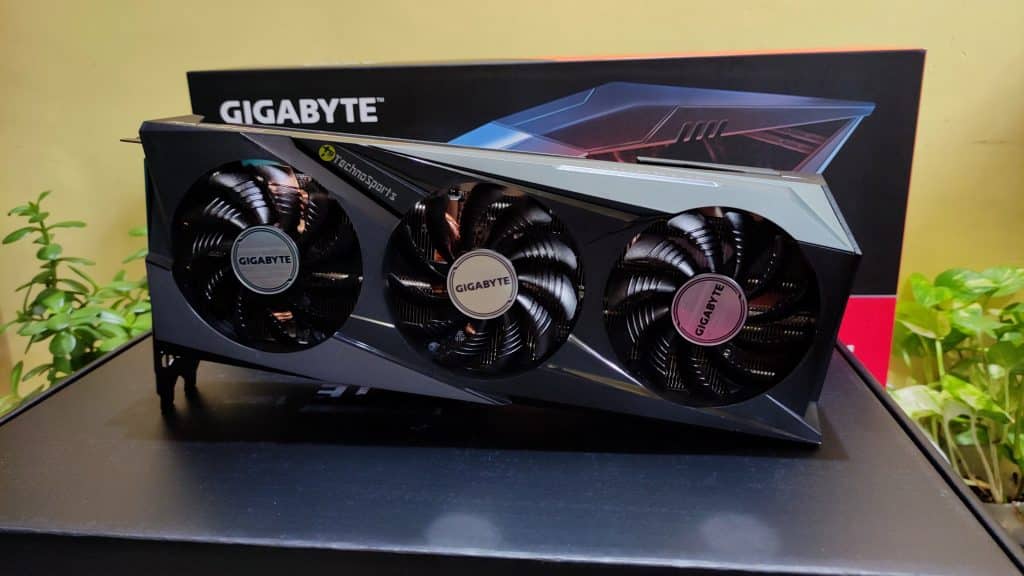 Gigabyte Radeon RX 6600 XT Review - 2_TechnoSports.co.in