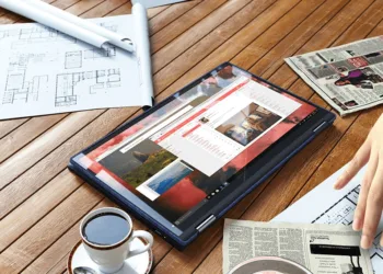 Get up to ₹3000 instant discounts when you buy a laptop on Lenovo's Freedom Sale