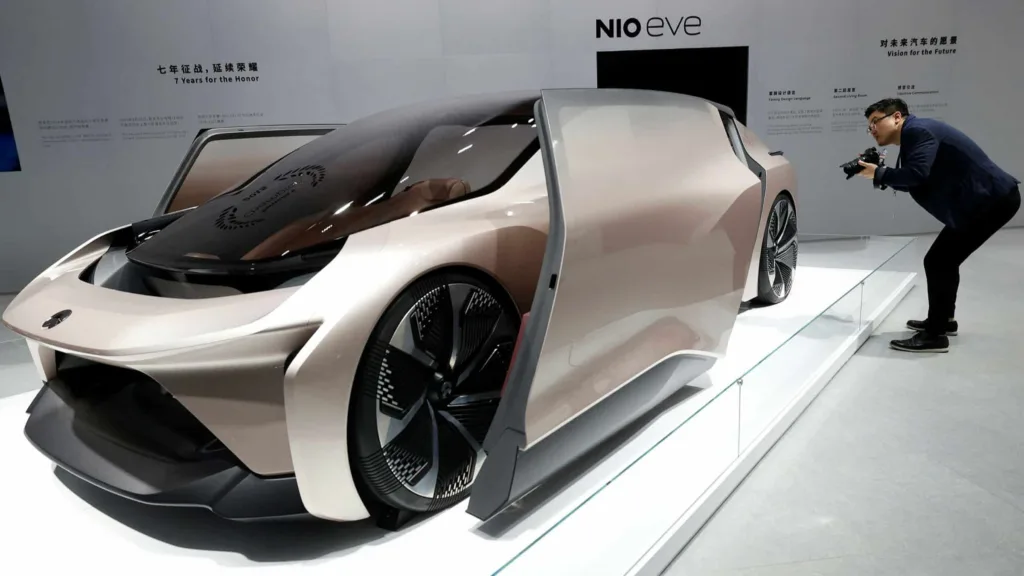 Chinese EV maker Nio cuts output forecast on supply snarls
