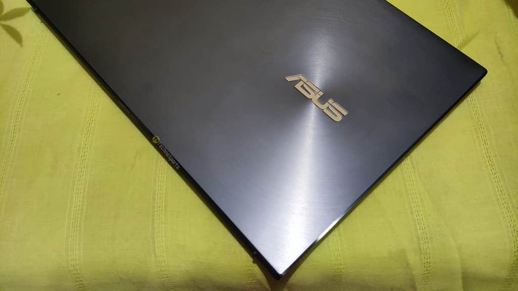 ASUS Zenbook 13 OLED Review - 20_TechnoSports.co.in