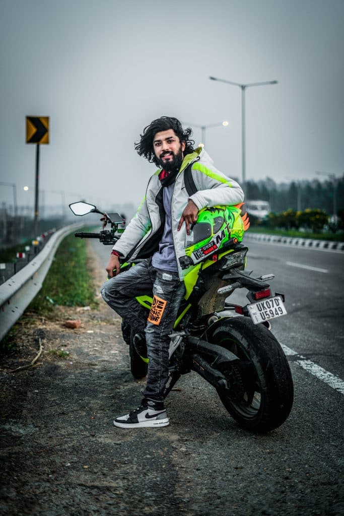 Anurag Dobhal.2 Anurag Dobhal, The UK07 Rider crosses 1M subscriber milestone on YouTube