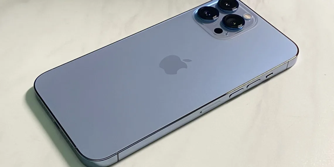 iPhone 13 Pro Teardown Video Reveals a 3,095 mAh Battery