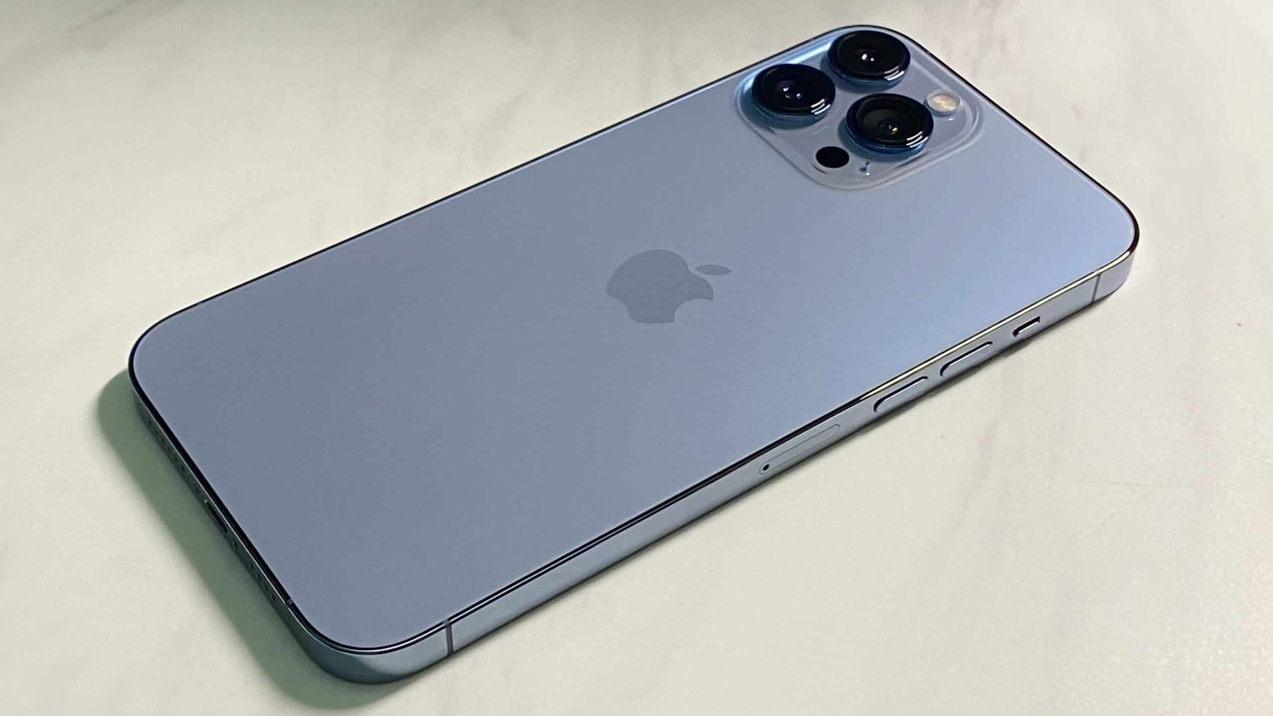 iPhone 13 Pro Teardown Video Reveals a 3,095 mAh Battery