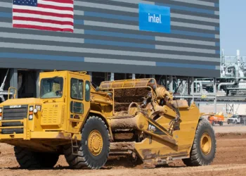 Intel begins production of its two new fabs in Arizona