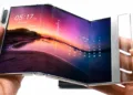 Samsung’s stretchable display has the potential to turn 2D into 3D content