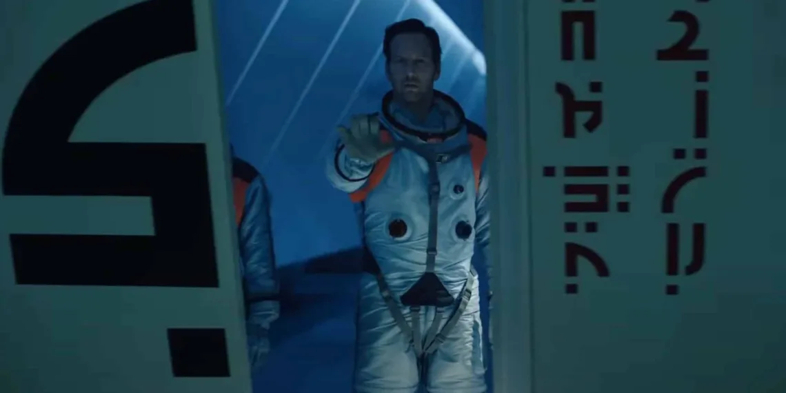 “Moonfall”: The trailer depicts Pits Halle Berry and also Patrick Wilson against the odds