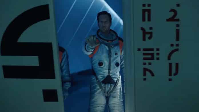 “Moonfall”: The trailer depicts Pits Halle Berry and also Patrick Wilson against the odds