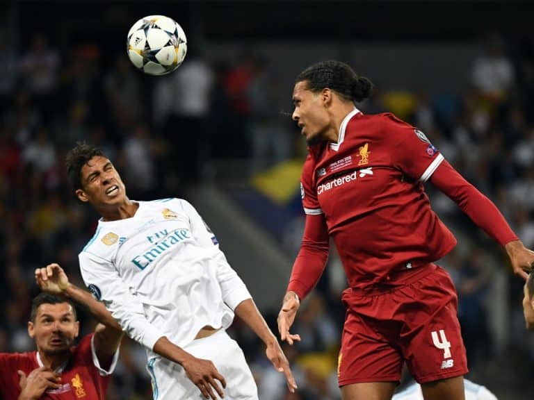 Top 10 defenders in FIFA 22