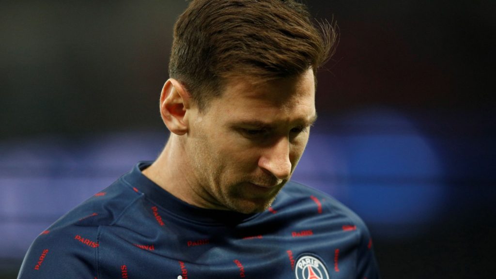 16355426216030 Messi's goal drought in Ligue 1 continues: With PSG losing against Lille, he was replaced at halftime