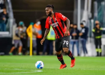 Via Milan Posts Twitter